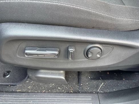 Certified 2026 Honda CR-V EX image 19