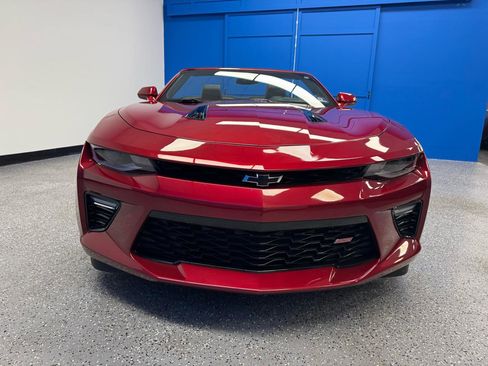 Used 2017 Chevrolet Camaro SS RWD image 3