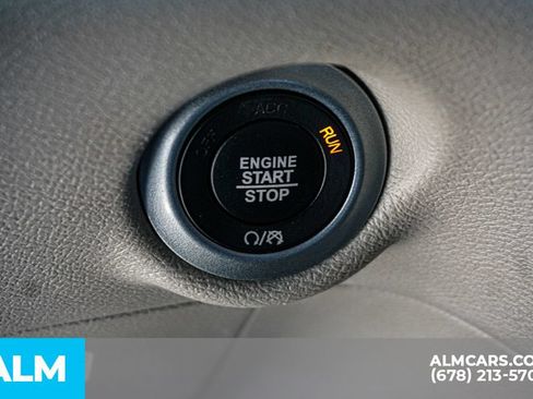 Used 2023 Chrysler Voyager LX FWD image 50