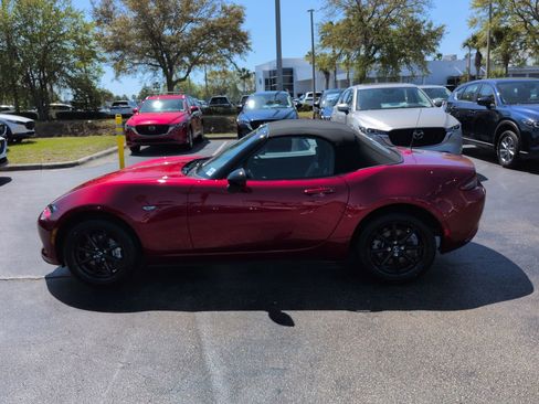 New 2026 MAZDA MX-5 Miata Sport RWD image 7