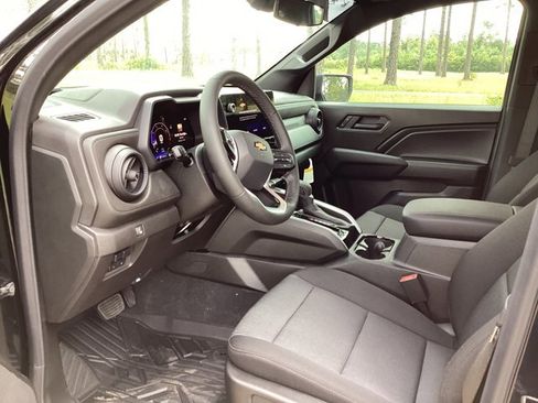 New 2025 Chevrolet Colorado W/T w/ WT Custom Package image 12