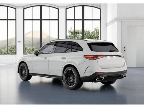 New 2026 Mercedes-Benz GLC 300 image 28