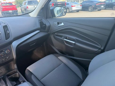 Used 2018 Ford Escape SE AWD/4WD image 49