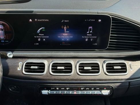 Used 2020 Mercedes-Benz GLE 580 GLE 580 4MATIC Sport Utility 4 image 16