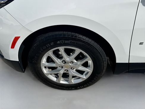 Used 2022 Chevrolet Equinox LT FWD image 36