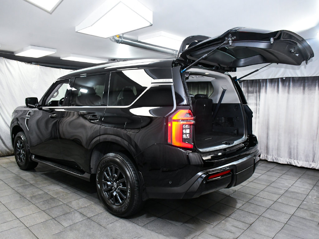 Used 2025 Nissan Armada SV AWD/4WD image 56