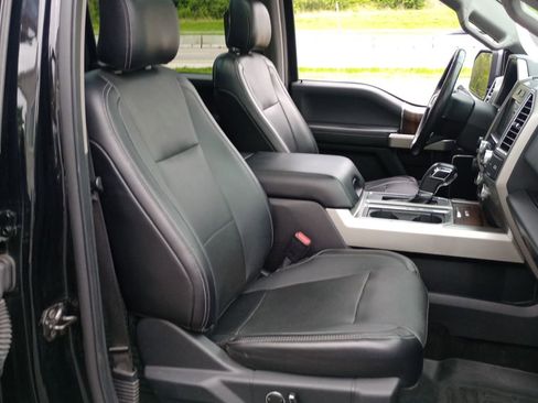 Used 2016 Ford F150 Lariat w/ Equipment Group 502A Luxury AWD/4WD image 25