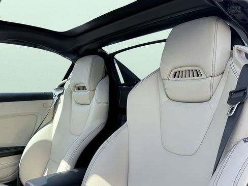 Used 2014 Mercedes-Benz SLK 250 image 4