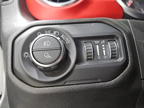 Used 2022 Jeep Gladiator Rubicon w/ LED Lighting Group image 21