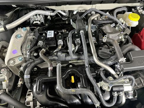 Used 2025 Nissan Sentra S FWD image 31
