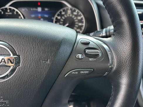 Used 2021 Nissan Murano SL w/ SL Moonroof Package image 32