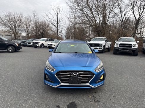 Used 2018 Hyundai Sonata SE w/ Cargo Package image 2