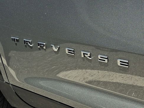 Used 2024 Chevrolet Traverse LT AWD/4WD image 32