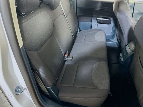 Certified 2025 Ford Maverick XL w/ Equipment Group 101A image 15