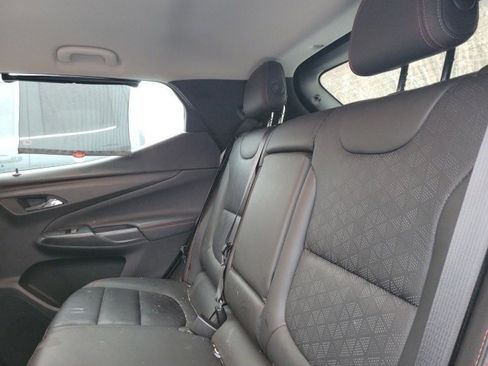 Used 2023 Chevrolet Bolt EUV LT w/ Convenience Package image 24