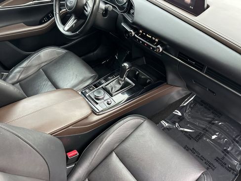 Used 2023 MAZDA CX-30 AWD 2.5 S w/ Premium Package image 16