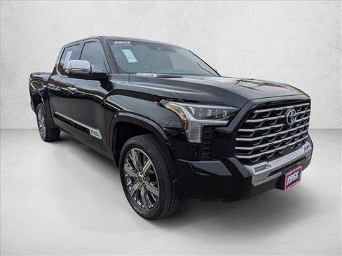 Used 2023 Toyota Tundra Capstone image 3