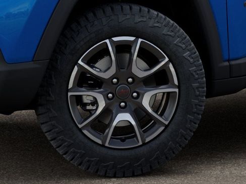 New 2026 Jeep Compass Trailhawk w/ Sun, Sound & Navigation Group AWD/4WD image 8