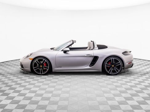Certified 2019 Porsche 718 Boxster GTS image 2