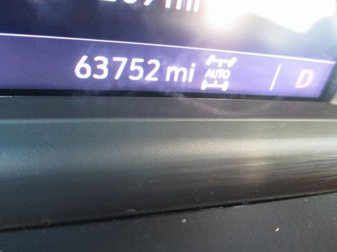 Used 2021 Chevrolet Silverado 1500 RST image 31