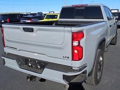 Used 2024 Chevrolet Silverado 2500 LTZ w/ LTZ Plus Package AWD/4WD image 4