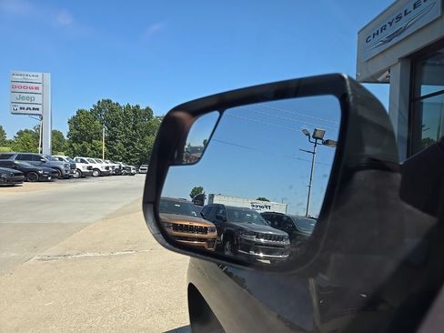 Used 2021 GMC Canyon AT4 w/ Driver Alert Package AWD/4WD image 37