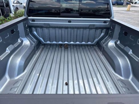 Used 2025 Chevrolet Colorado Trail Boss AWD/4WD image 8