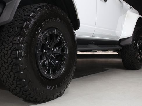 Used 2024 Ford Bronco Raptor w/ Interior Carbon Fiber Pack 6 AWD/4WD image 22
