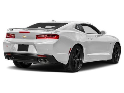 Used 2018 Chevrolet Camaro SS RWD image 2