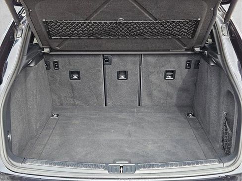 Used 2017 Porsche Macan image 6