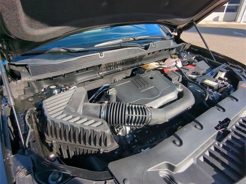 New 2025 Chevrolet Blazer LT w/ Driver Confidence Package image 29