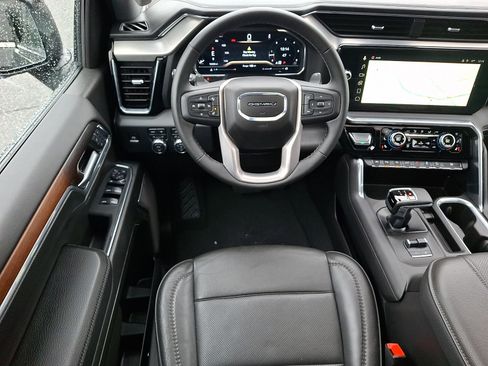 Used 2024 GMC Sierra 1500 Denali w/ Denali Reserve Package image 11