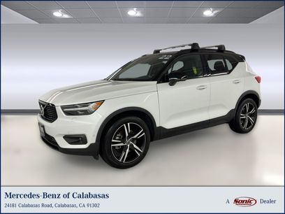 Used 2022 Volvo XC40 T5 R-Design