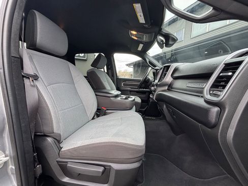 Used 2024 RAM 2500 Big Horn image 24