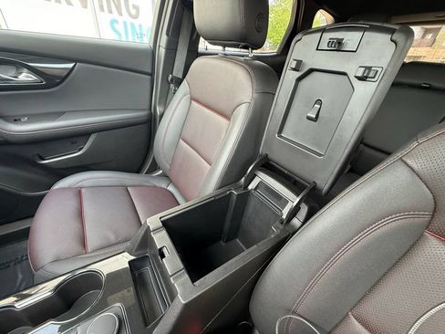 Used 2025 Chevrolet Blazer RS FWD image 25