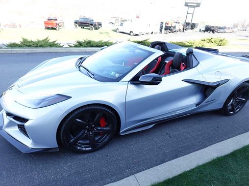 Used 2023 Chevrolet Corvette Z06 w/ Stealth Interior Trim Package image 17