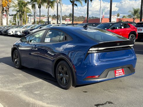 New 2026 Toyota Prius Plug-In Hybrid image 8