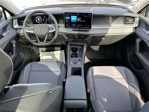 New 2026 Volkswagen Tiguan SE image 31