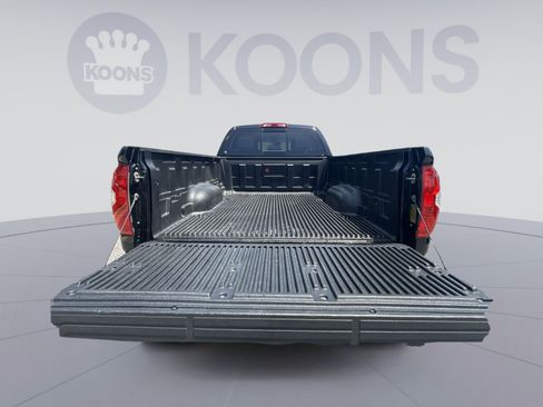 Used 2019 Toyota Tundra SR5 AWD/4WD image 23