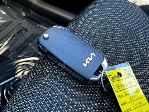 Certified 2024 Kia Forte LXS image 12