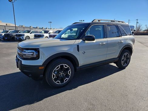 New 2025 Ford Bronco Sport Outer Banks image 5