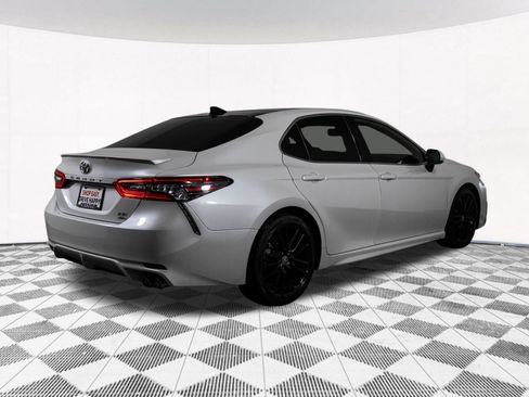 Used 2022 Toyota Camry XSE image 16