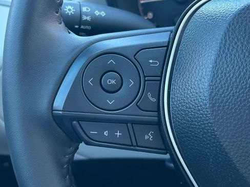 New 2025 Toyota Corolla Cross LE w/ Moonroof Package FWD image 36