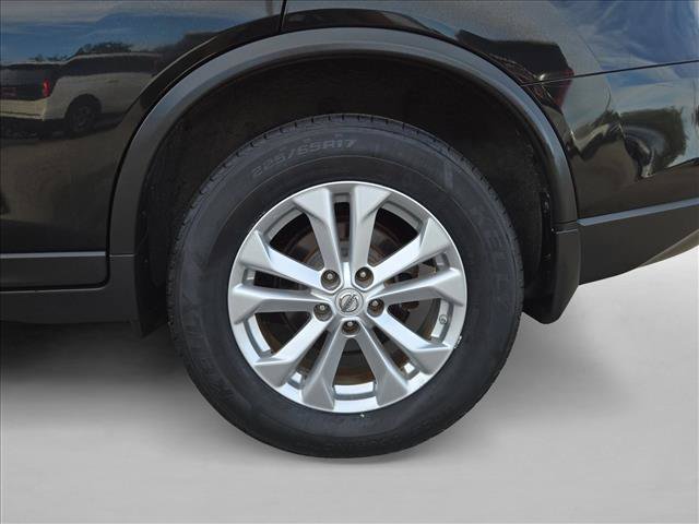 Used 2016 Nissan Rogue SV AWD/4WD image 14