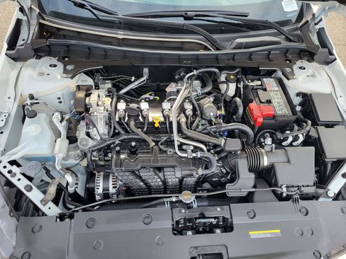 New 2025 Nissan Altima 2.5 SR image 12