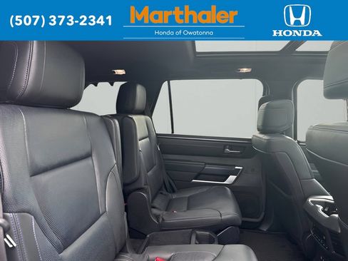 Used 2025 Toyota Sequoia Platinum AWD/4WD image 17