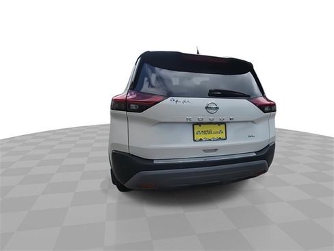 Used 2021 Nissan Rogue SL image 7