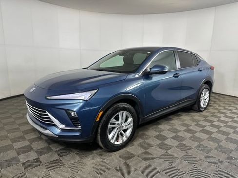 Used 2024 Buick Envista Preferred w/ Convenience I Package image 7