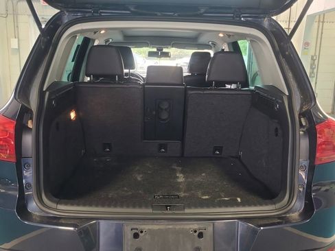 Used 2016 Volkswagen Tiguan SE AWD/4WD image 15
