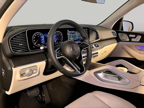 New 2026 Mercedes-Benz GLE 450 4MATIC image 9